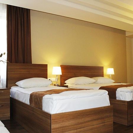 5Th Floor Guest House يريفان الغرفة الصورة