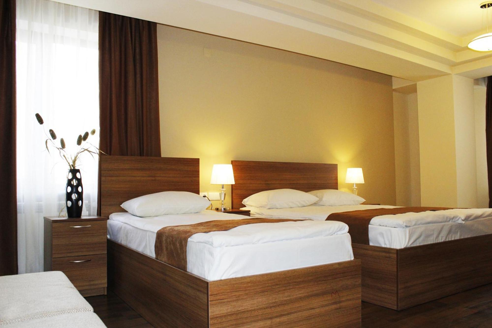 5Th Floor Guest House يريفان الغرفة الصورة