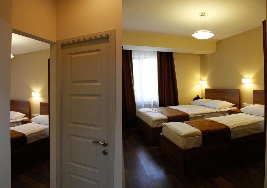 5Th Floor Guest House يريفان الغرفة الصورة