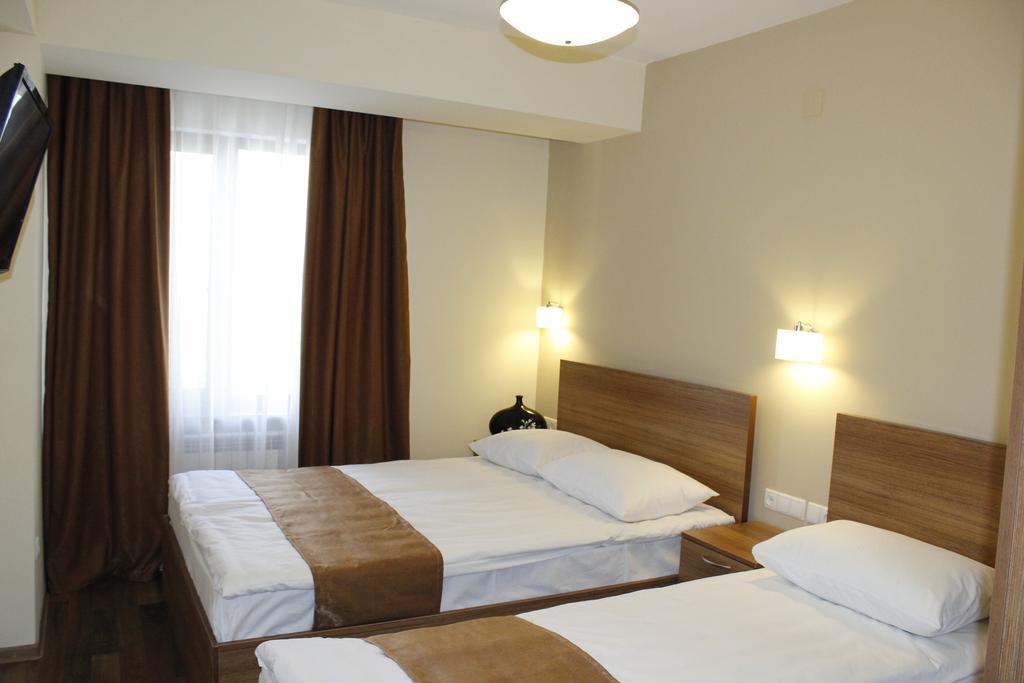 5Th Floor Guest House يريفان الغرفة الصورة